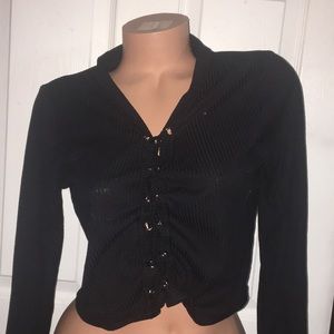 Cropped long sleeve top